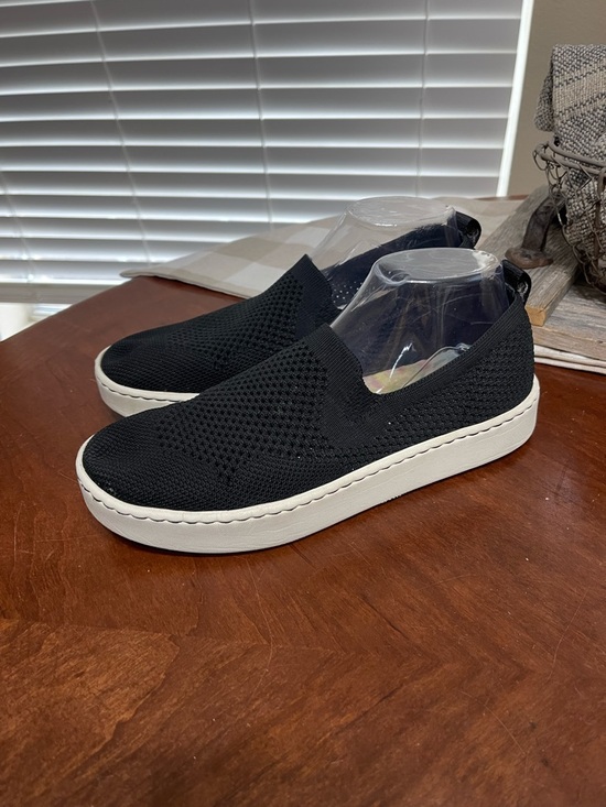 Born | Shoes | Born Knit Solstice Slip On Sneaker | Poshmark display picture 2
